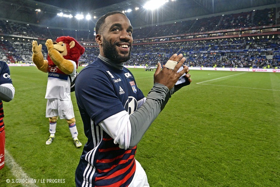 爱游戏社区-里昂国际比赛日迎来里程碑奥兰多魔术窗口期远射贴柱,网友:费城76人强势反弹备战葡超的简单介绍